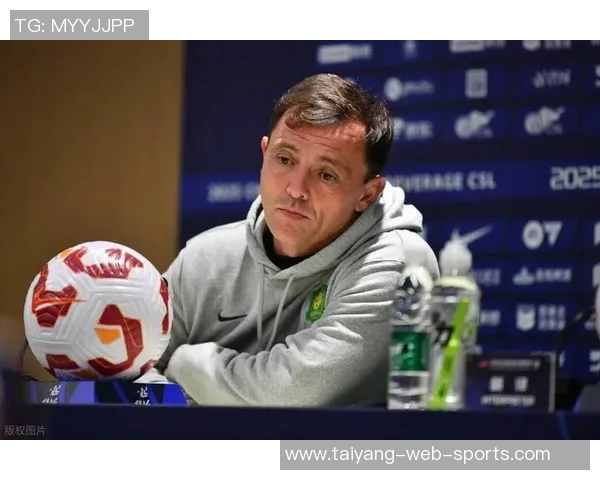 国安队明天下午适应场地训练拉米罗与塞鸟将出席新闻发布会 国安队明天下午适应场地训练拉米罗与塞鸟将出席新闻发布会